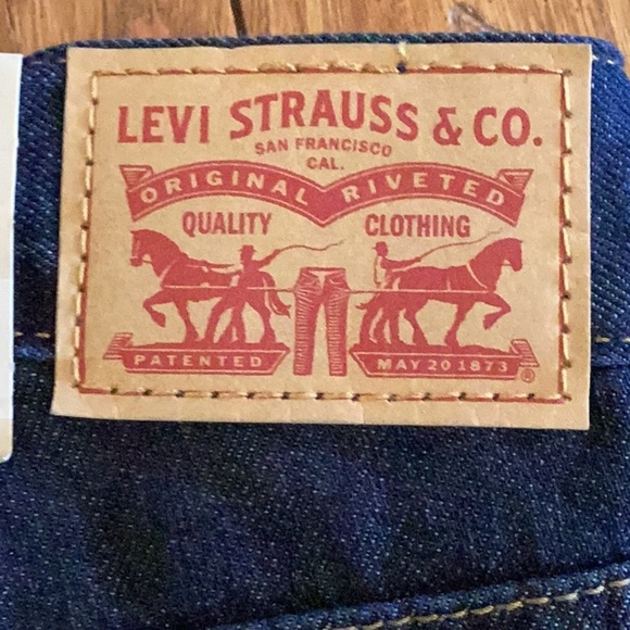 Levi’s 80s mom jeans, dark wash denim, ❗️NEW❗️ women’s size 31 - Picture 14 of 16